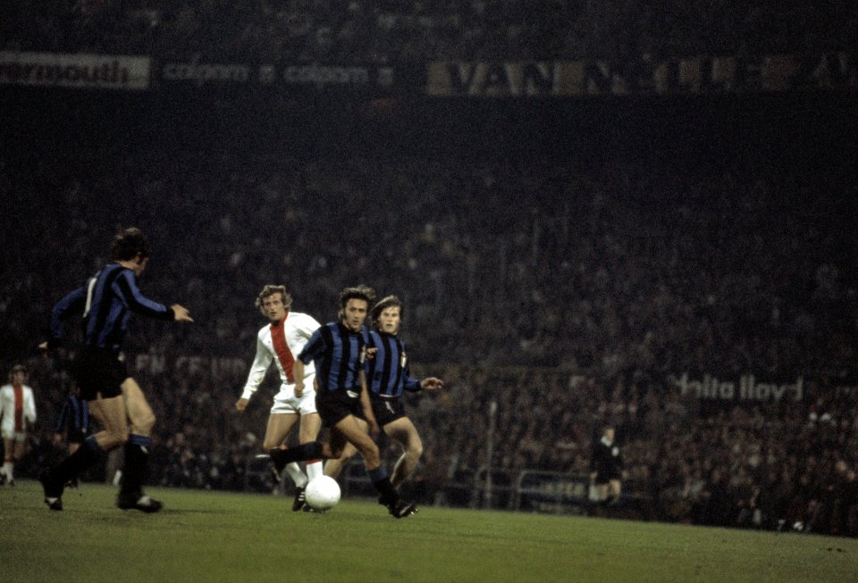 Finale Europacup I in Feijenoord stadion Ajax tegen Inter Milaan 2-0 spelmomen, Bestanddeelnr 254-9444