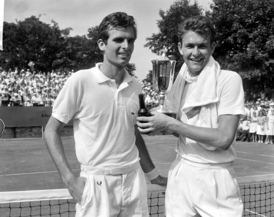 Finales tennis te Hilversum, rechts E. S. Drysdale, Bestanddeelnr 916-6825