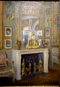 Fireplace by Eleanor Norcross, date unknown, oil on canvas - Fitchburg Art Museum - DSC08890