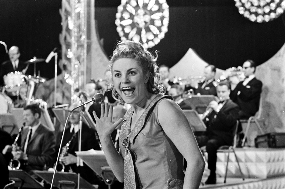 Finale Nederlands Songfestival in Tivoli te Utrecht. Conny Vink tijdens repetiti, Bestanddeelnr 921-1225