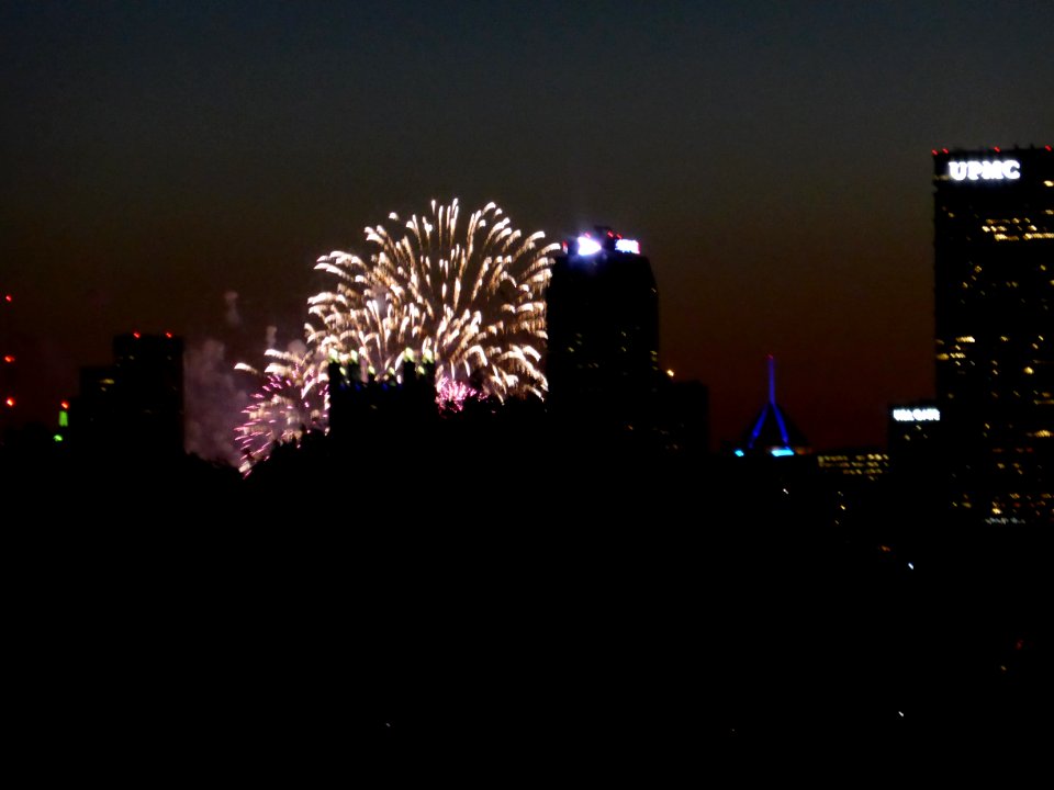 Fireworks-2014-07-04-pittsburgh-08