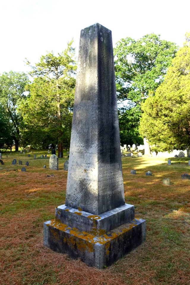 First Settlers of Newton Memorial - East Parish Burying Ground - Newton, MA - DSC07256