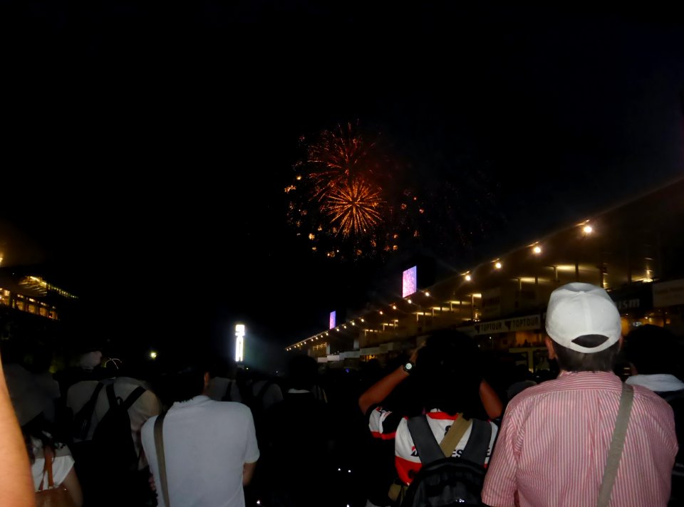 Fireworks after 2014 pokka sapporo 1000km (6)