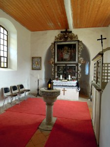 Flämingkirche Schmilkendorf -Chor mit Altar- August 2020