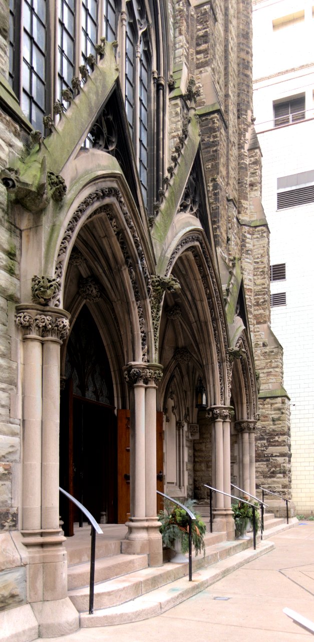 First Presbyterian Church, Pittsburgh, Front Entrance, 2019-11-21