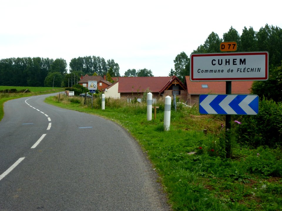 Fléchin (Pas-de-Calais) city limit sign Cuhem