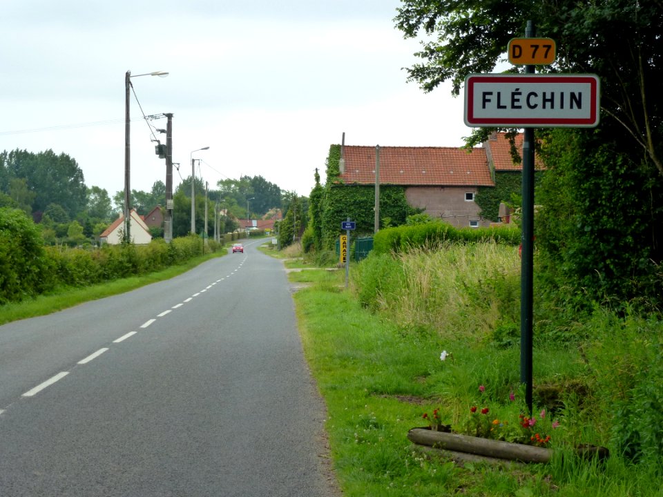 Fléchin (Pas-de-Calais) city limit sign Fléchin