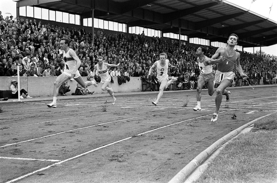 Finish 100m, Bestanddeelnr 915-3559