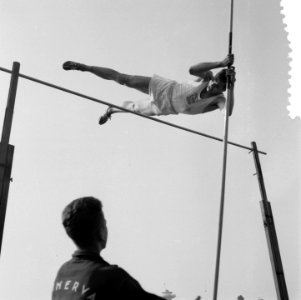 Finish 200 meter heren kampioenschap van Nederland te Rotterdam Polsstokhoogspr, Bestanddeelnr 908-0194