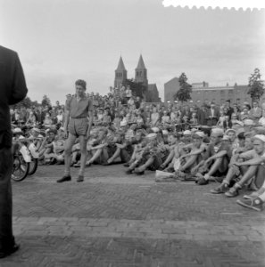Finish Tour de Verenigde Naties te Arnhem, Bestanddeelnr 908-8322