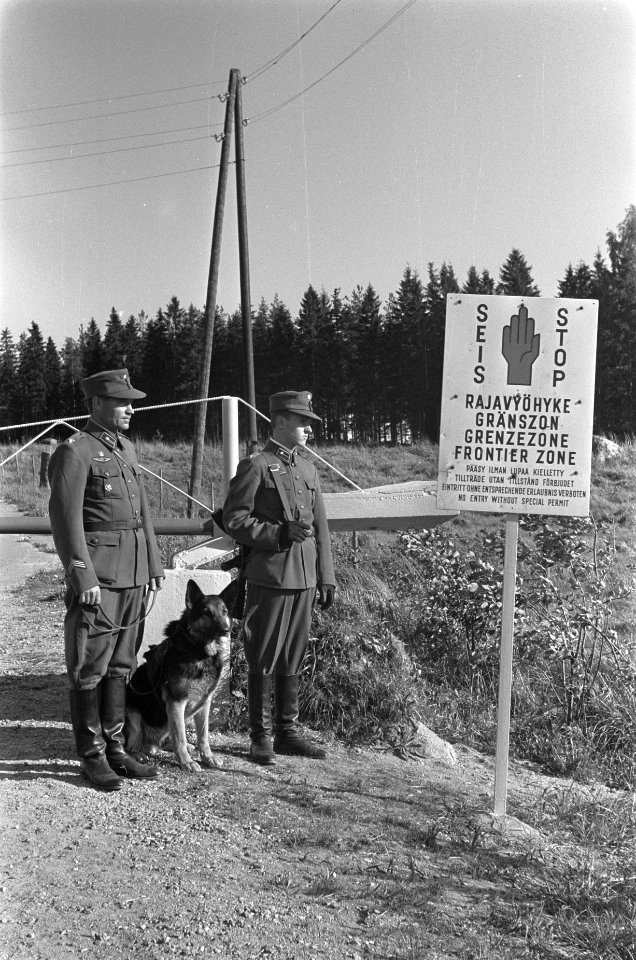 Fins-Russische grens bij Imatra met soldaten, Bestanddeelnr 920-4770