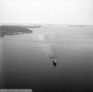 Finland, houttransport op het water, Bestanddeelnr 918-9600