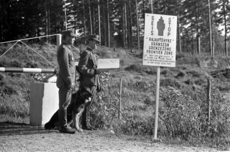 Fins-Russische grens bij Imatra met soldaten, Bestanddeelnr 920-4773
