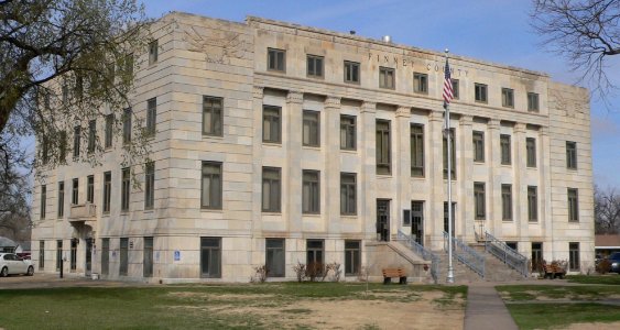 Finney County, Kansas courthouse from SE 1
