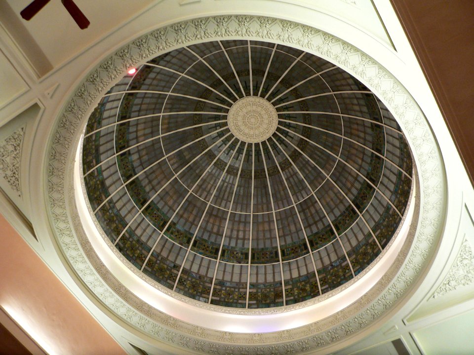 First Congl Sioux City dome interior