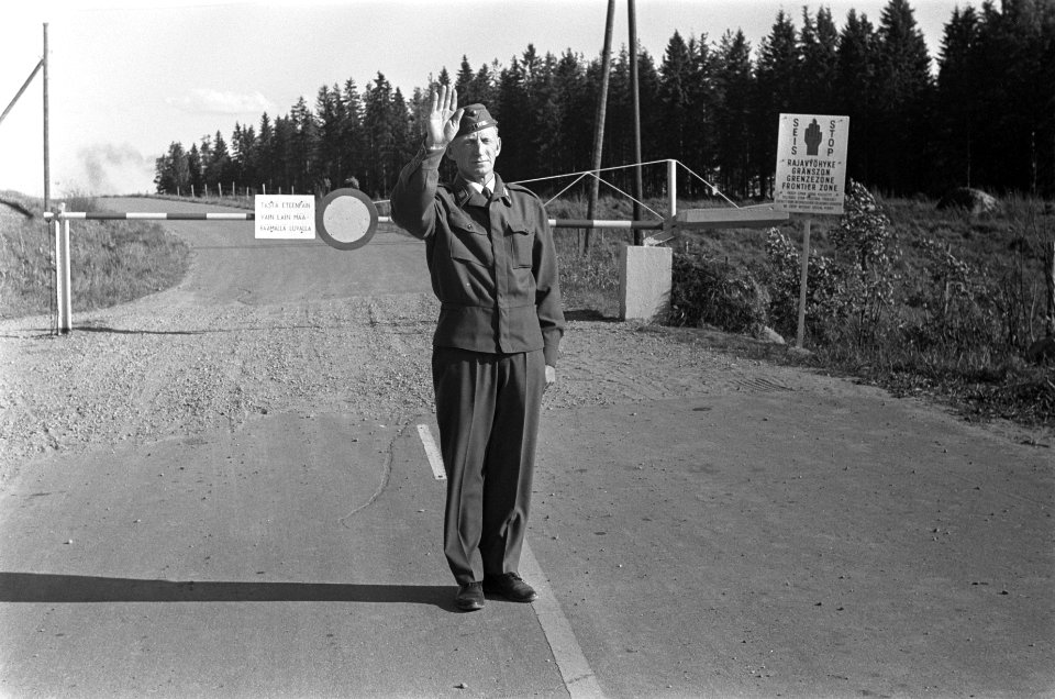 Fins-Russische grens grenspost met soldaten bij Imatra, Bestanddeelnr 920-4615