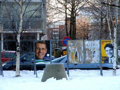 Finnish presidential election 2006 candidate posters Oulu