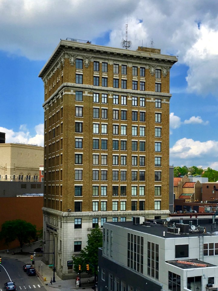 First Community Bank Building Grand Rapids