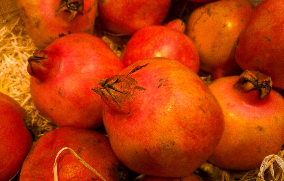 Grenades exotic fruits vitamins