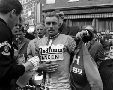Finish Olympiatour Henk Nijdam, Bestanddeelnr 913-9790