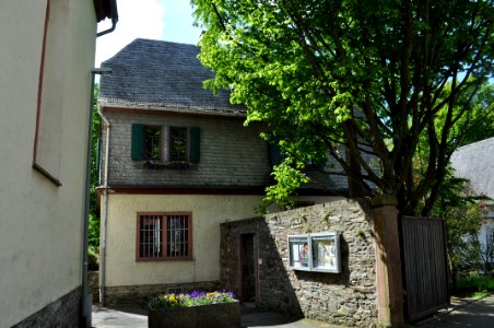 Fischbach, Fischbacher Kirchgasse 12, Pfarrhaus