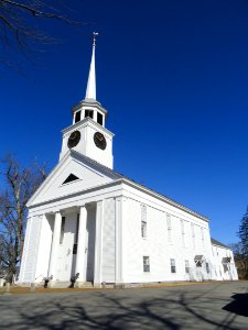 First Parish Meeting House - Groton, MA - DSC04105