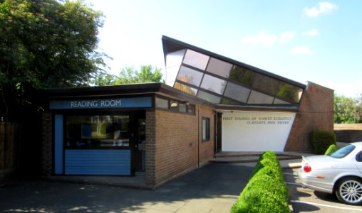 First Church of Christ, Scientist (Claygate and Esher), Hare Lane, Claygate (June 2015) (4)