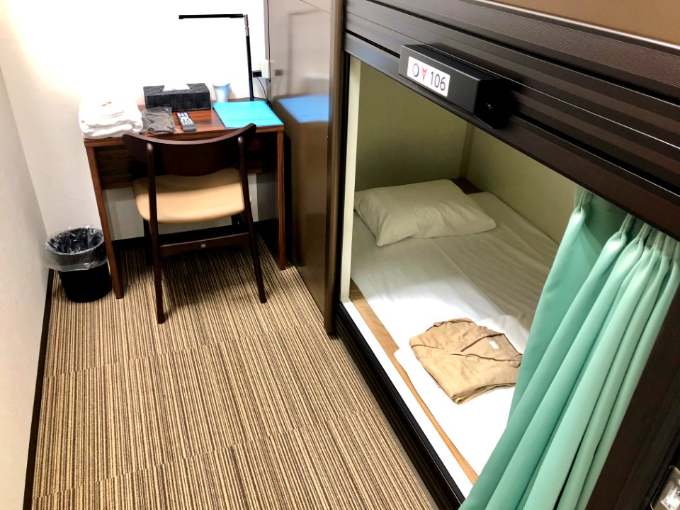 First-Lounge-Kamigo-2