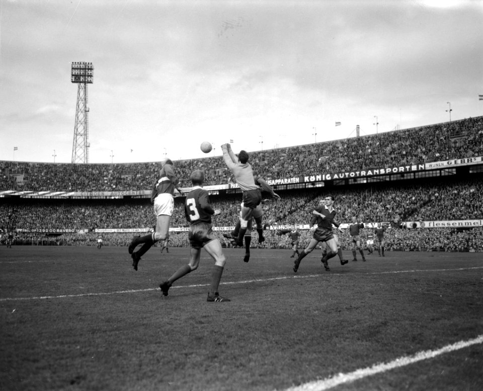Feyenoord tegen PSV 4-2 Kruiver, Kemer, Bals, Groot, Haenen en Wiersma, Bestanddeelnr 915-6245