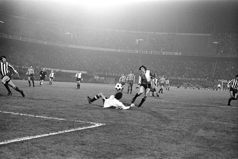 Feyenoord tegen OFK-Belgrado 4-3, Europacup III, Bestanddeelnr 925-9765