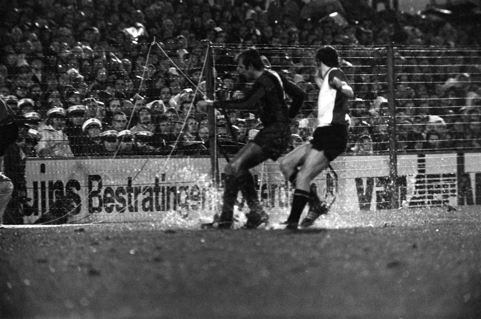 Feyenoord tegen Barcelona 0-0, Europacup spelmomenten, Bestanddeelnr 927-5356