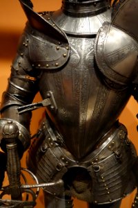 Field armor, Italy, late 16th century, view 2 - Glenbow Museum - DSC00588