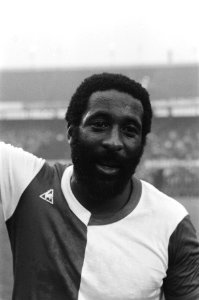 Feyenoord tegen Sparta 1-1, Clyde Best (Feyenoord) (kop, Bestanddeelnr 929-3114