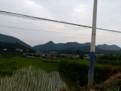 Fields and mountains in Shanshan Town of Loudi, Hunan, China, picture1