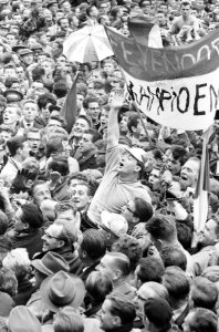 Feyenoord kampioen, Kreijermaat op de schouders, Bestanddeelnr 913-9170