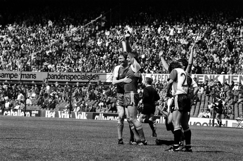 Feyenoord tegen AZ67 1-5, AZ-kampioen, vreugde bij AZ, 3 mei 1981, Bestanddeelnr 931-4664