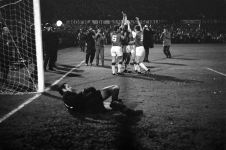 Feyenoord tegen Milaan voor de kwartfinale Europa Cup I 2-0. Cudicini verslagen , Bestanddeelnr 923-0232
