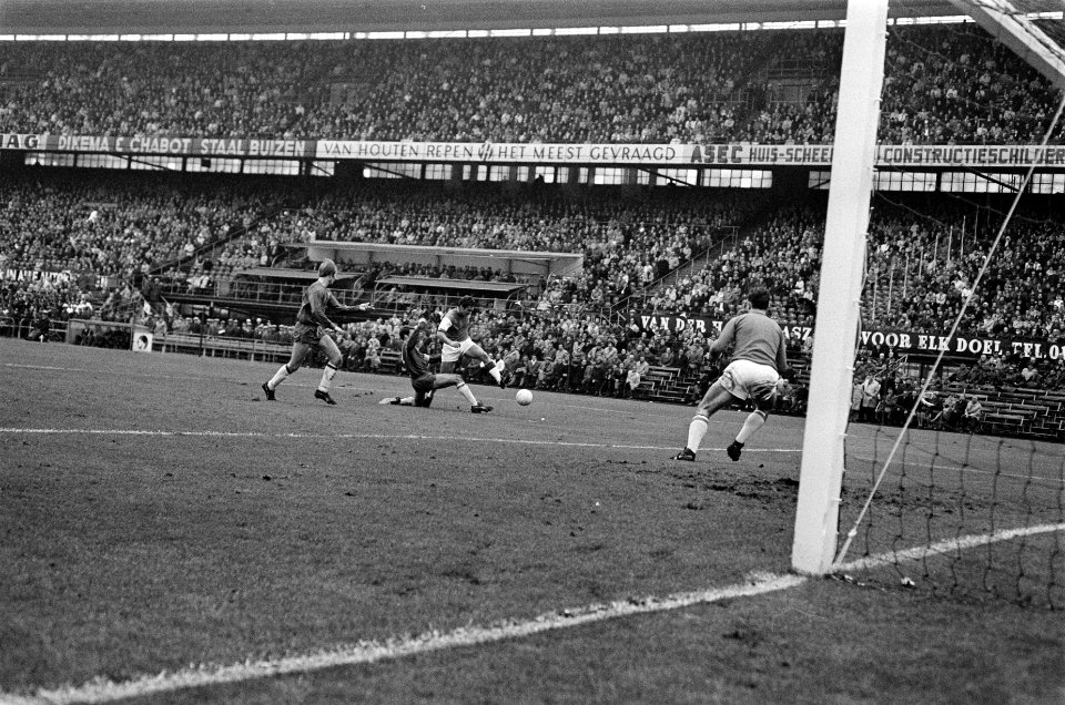 Feyenoord tegen Haarlem 4-0., Bestanddeelnr 922-9788