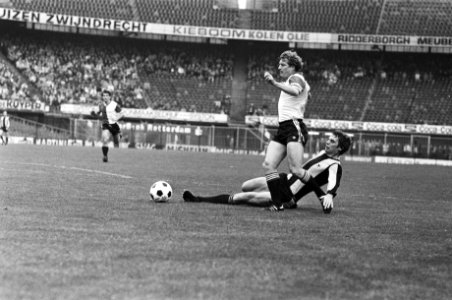 Feyenoord tegen Vitesse 3-0, spelmomenten, Bestanddeelnr 929-9590