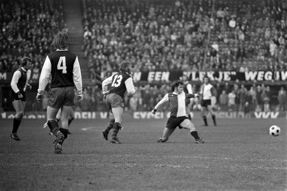 Feyenoord tegen Haarlem 4-0, spelmomenten, Bestanddeelnr 927-7602