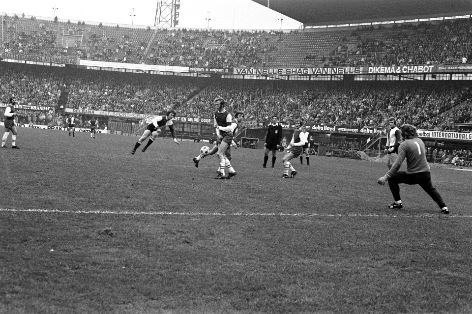 Feyenoord tegen Haarlem 1-0, spelmoment, Bestanddeelnr 926-0551