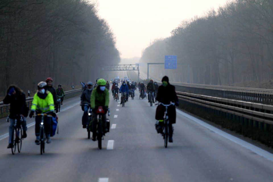 Fife years Paris agreement bicycle demonstration Berlin 2020-12-12 118