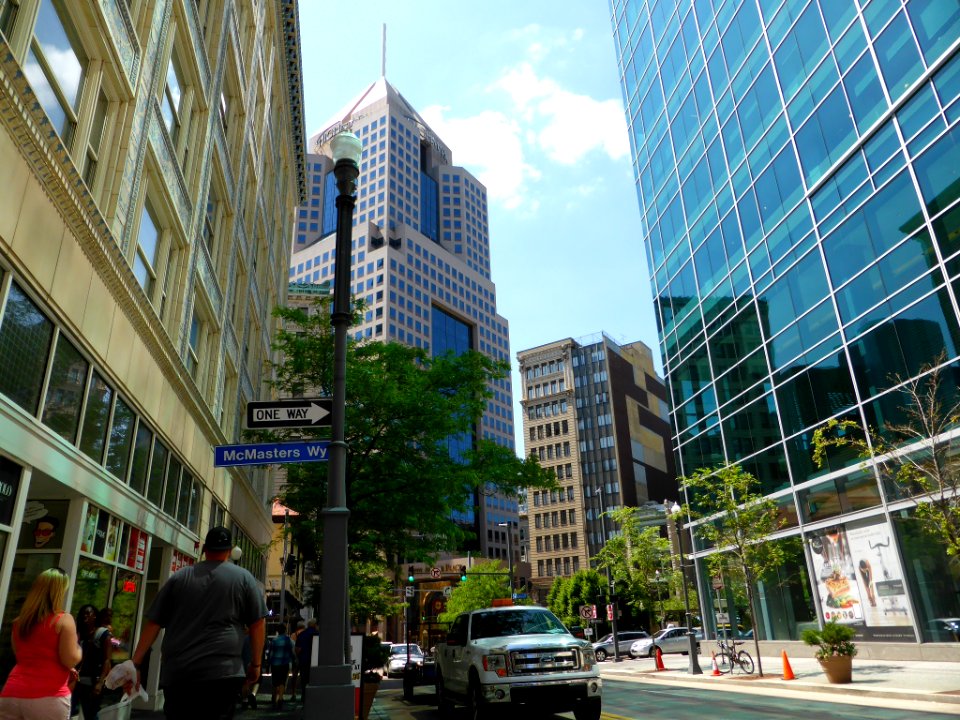 Fifth-Avenue-Place