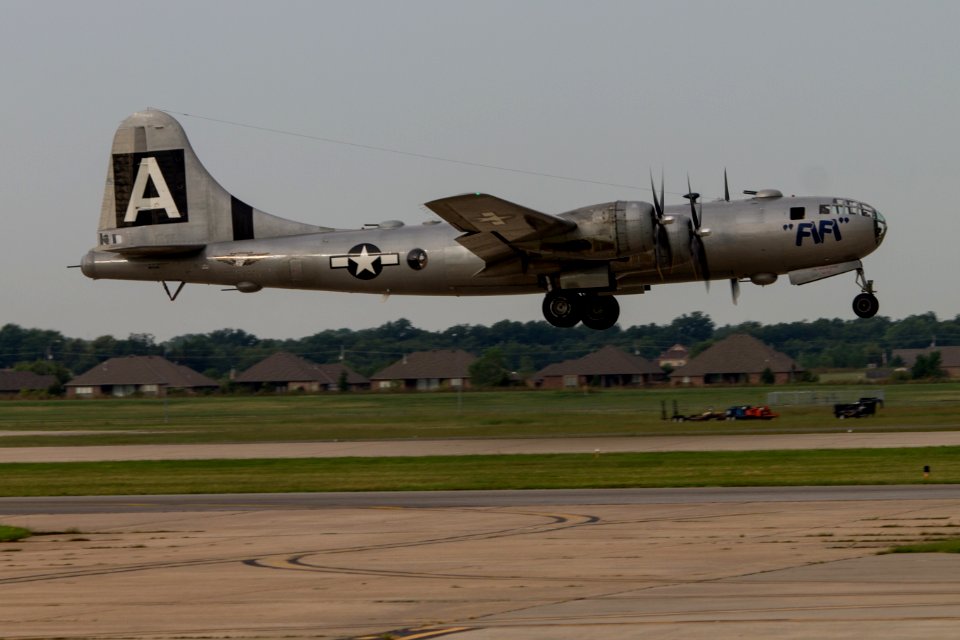 Fifi Wiley Post Airport 05