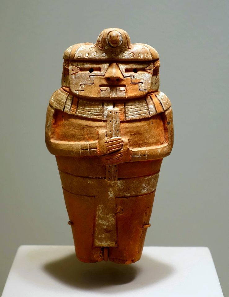 Figure of a flute player, Tembladera style, Jequetepeque Valley, Peru north coast, Early Horizon, c. 900-200 BC, ceramic - Dallas Museum of Art - DSC04699