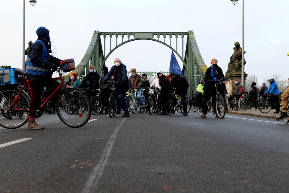 Fife years Paris agreement bicycle demonstration Berlin 2020-12-12 05