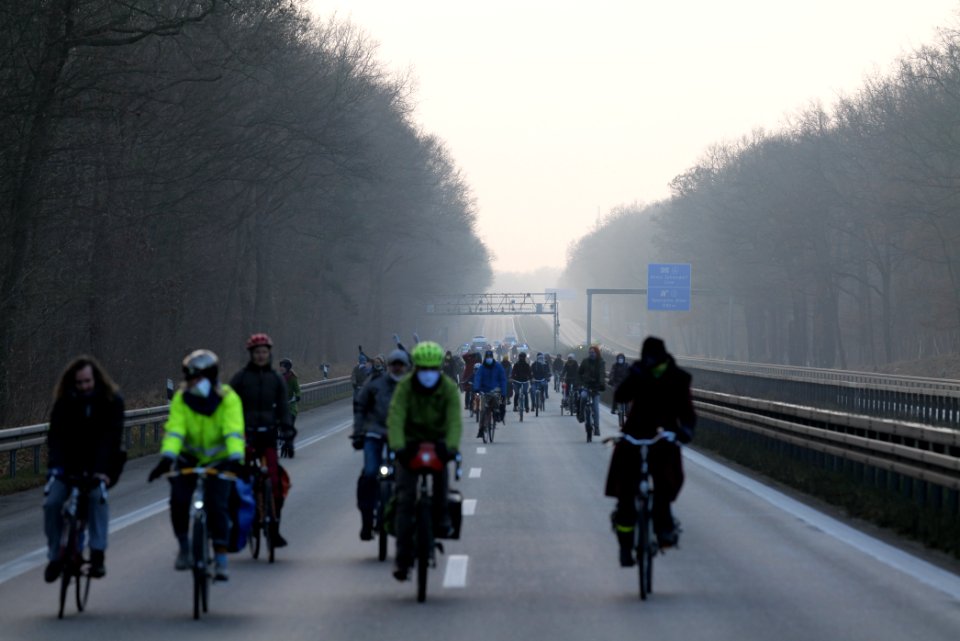 Fife years Paris agreement bicycle demonstration Berlin 2020-12-12 119