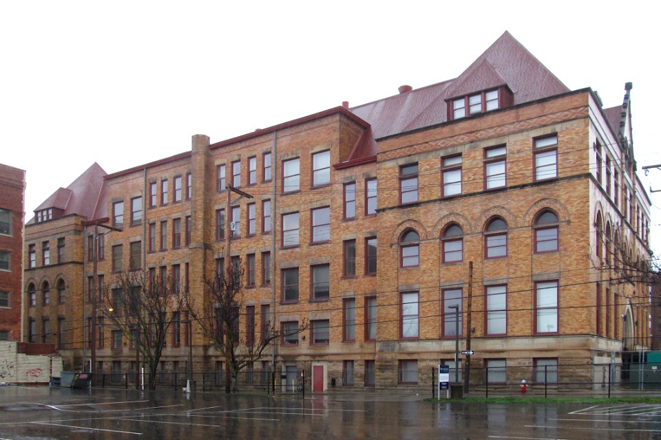 Fifth Avenue High School (rear), Uptown, 2021-01-01