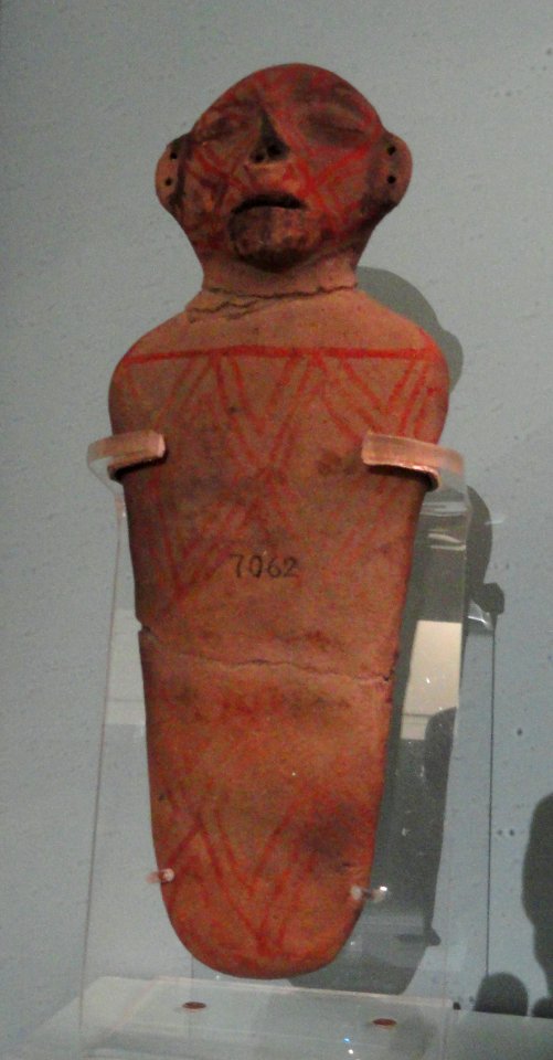 Figurine, Mohave, collected in 1854 - Native American collection - Peabody Museum, Harvard University - DSC05512