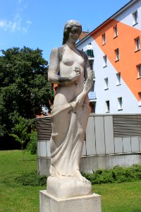 Figur bei Zippererstraße 20-22